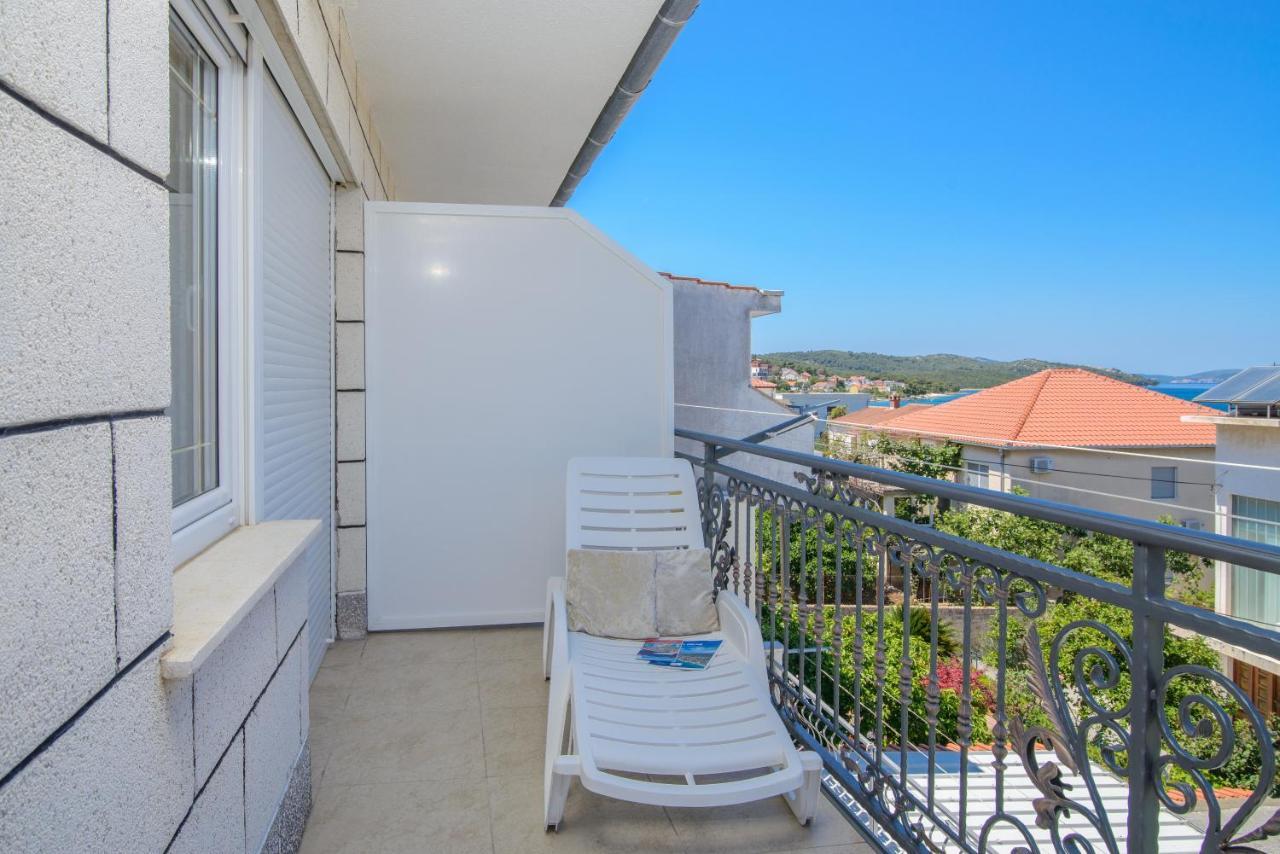 Apartments Tonka Trogir Exteriör bild