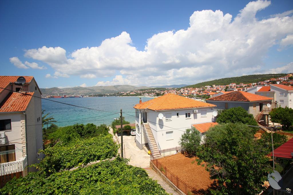 Apartments Tonka Trogir Rum bild